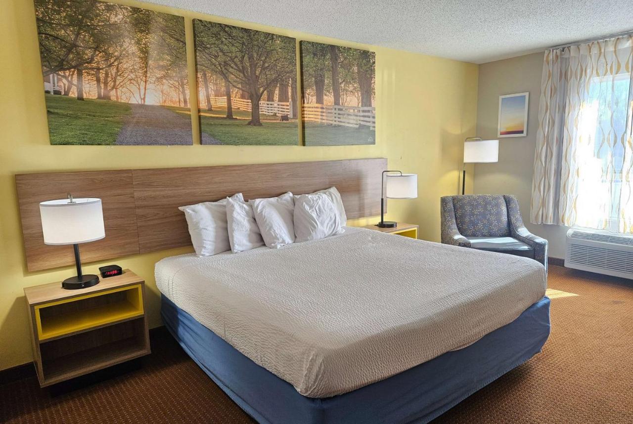 Days Inn By Wyndham Greensboro Nc Extérieur photo